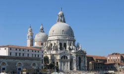 Basilica_santa_maria_della_salute_esterno