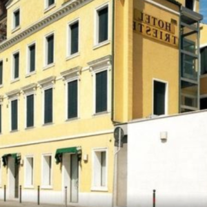 Screenshot_2019-06-20 Hotel Trieste (Venezia, Italia) Expedia it