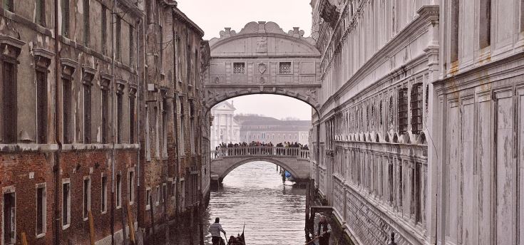 Venezia Ponte dei Sospiri articolo