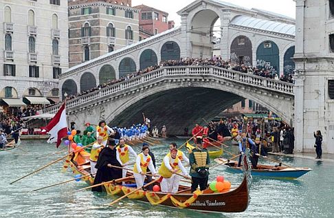 carnaval de venecia historia