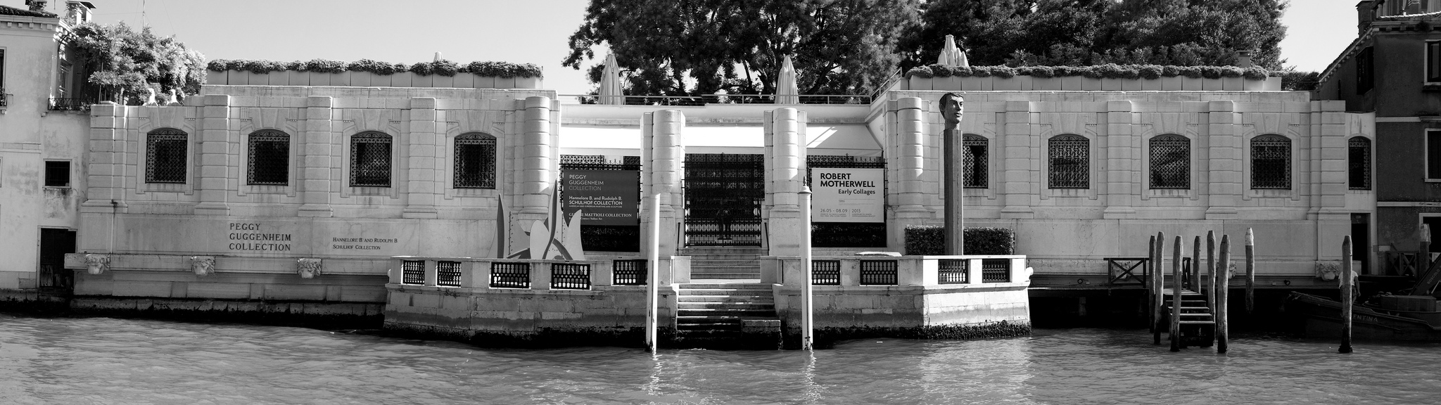 Cosa visitare a Venezia Museo Peggy Guggenheim bianco e nero