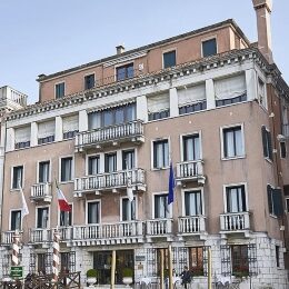 Facciata dell'hotel Palazzo Sant'Angelo