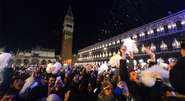 piazza san marco piena di gente