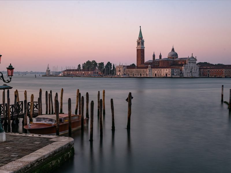 servizio di trasporto pubblico actv venezia vaporetto